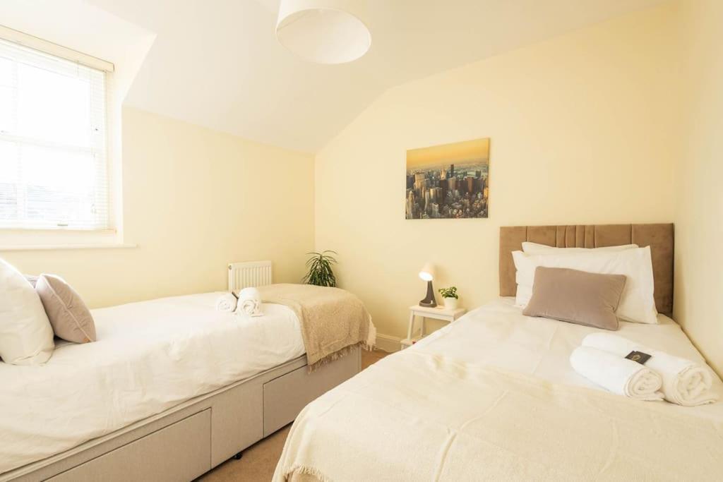 The Wellness Lodge- Gym, Table Tennis, Cinema, Parking And More! Bath Exterior foto