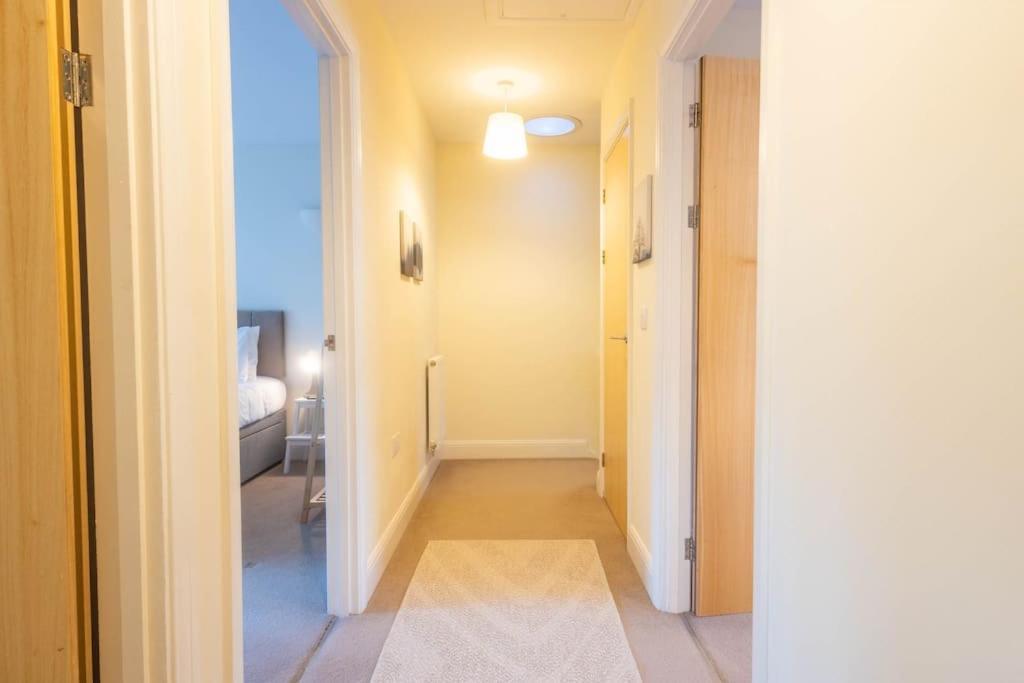 The Wellness Lodge- Gym, Table Tennis, Cinema, Parking And More! Bath Exterior foto