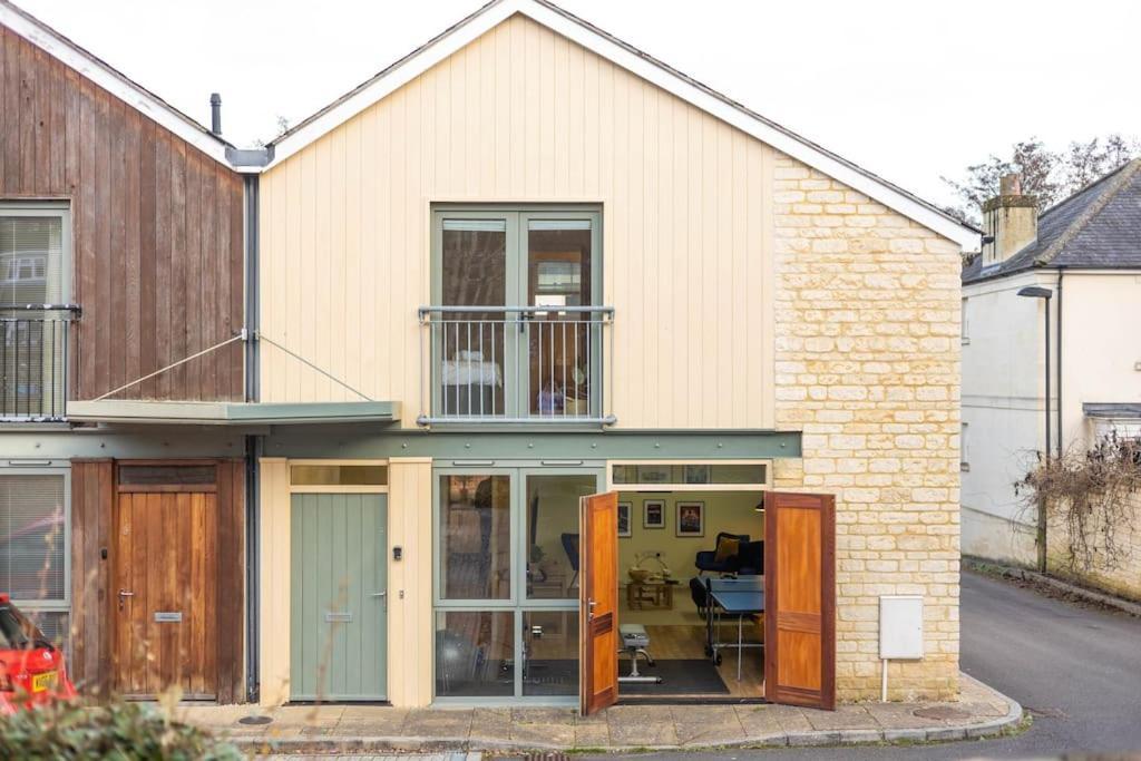 The Wellness Lodge- Gym, Table Tennis, Cinema, Parking And More! Bath Exterior foto